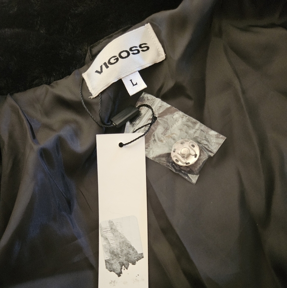 Luxurious Black Faux Fur Teddy Bear Coat - Picture 6 of 13